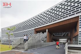 造型鋁單板、格柵、金屬拉伸板-南方科技大學(xué)讀書館08.jpg