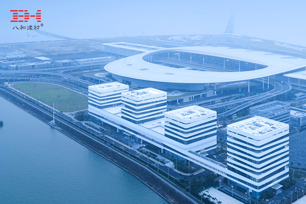 案例欣賞：鋁建材產(chǎn)品在港珠澳大橋珠?？诎掇k公區(qū)工程中的運用